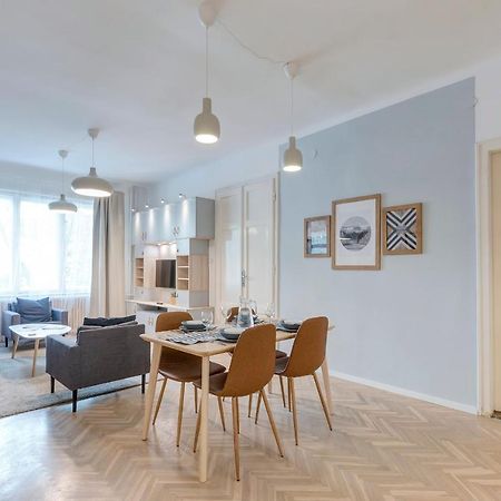 d.Five Gálya Apartment Budapest Esterno foto