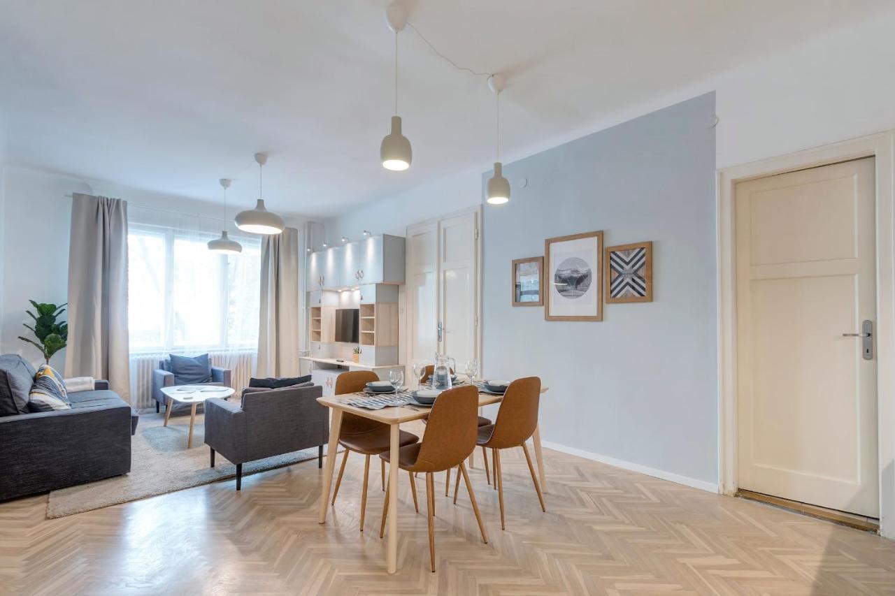 d.Five Gálya Apartment Budapest Esterno foto