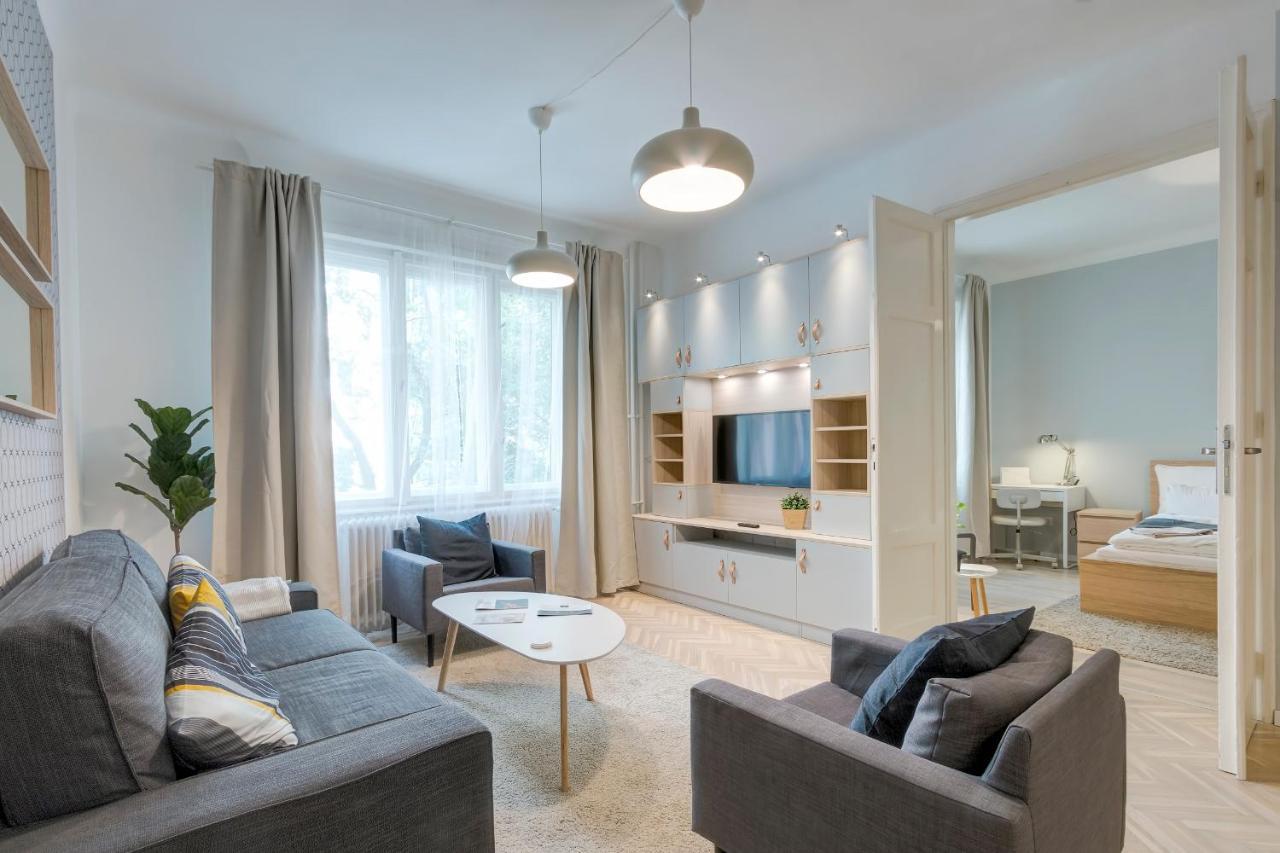 d.Five Gálya Apartment Budapest Esterno foto