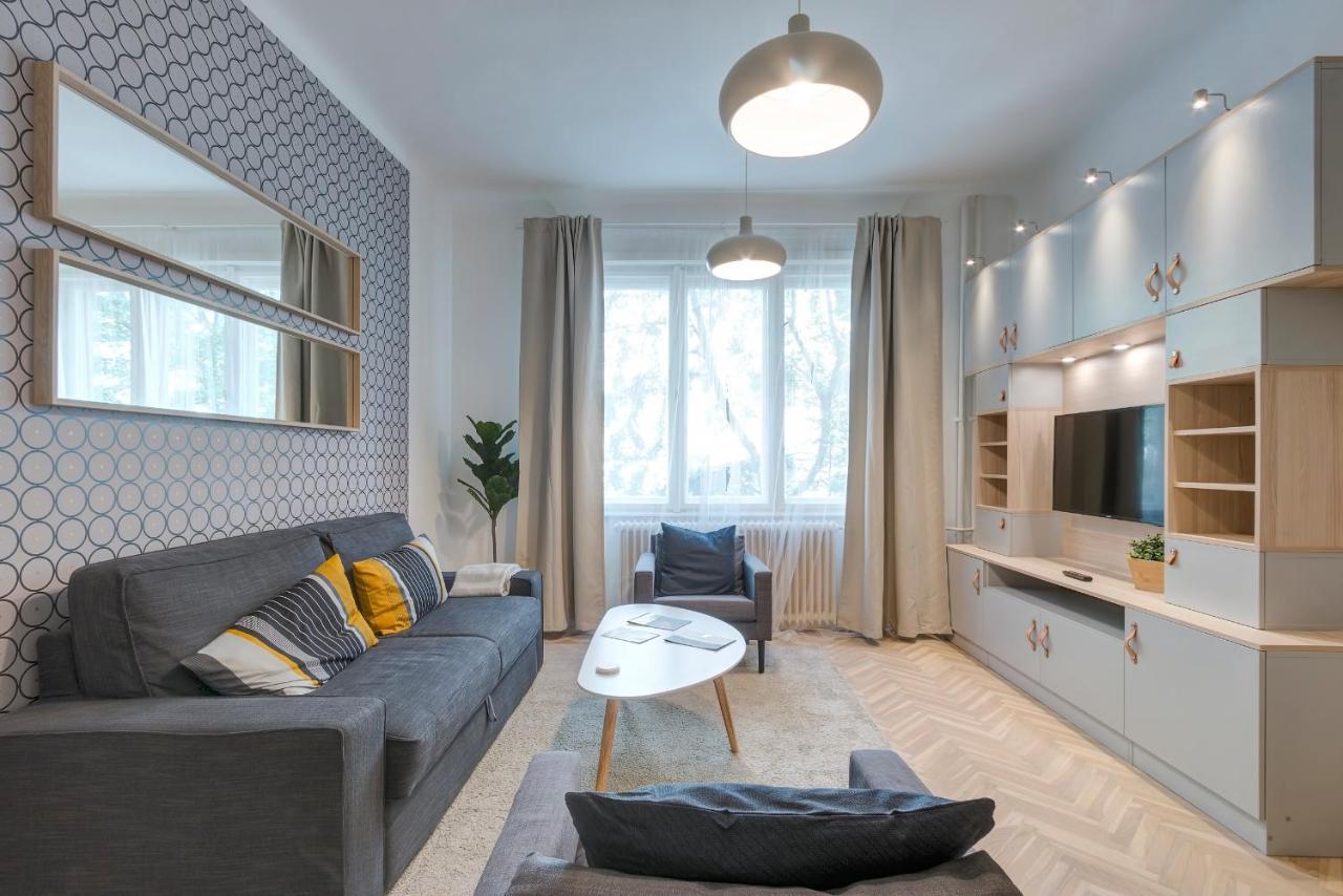 d.Five Gálya Apartment Budapest Esterno foto